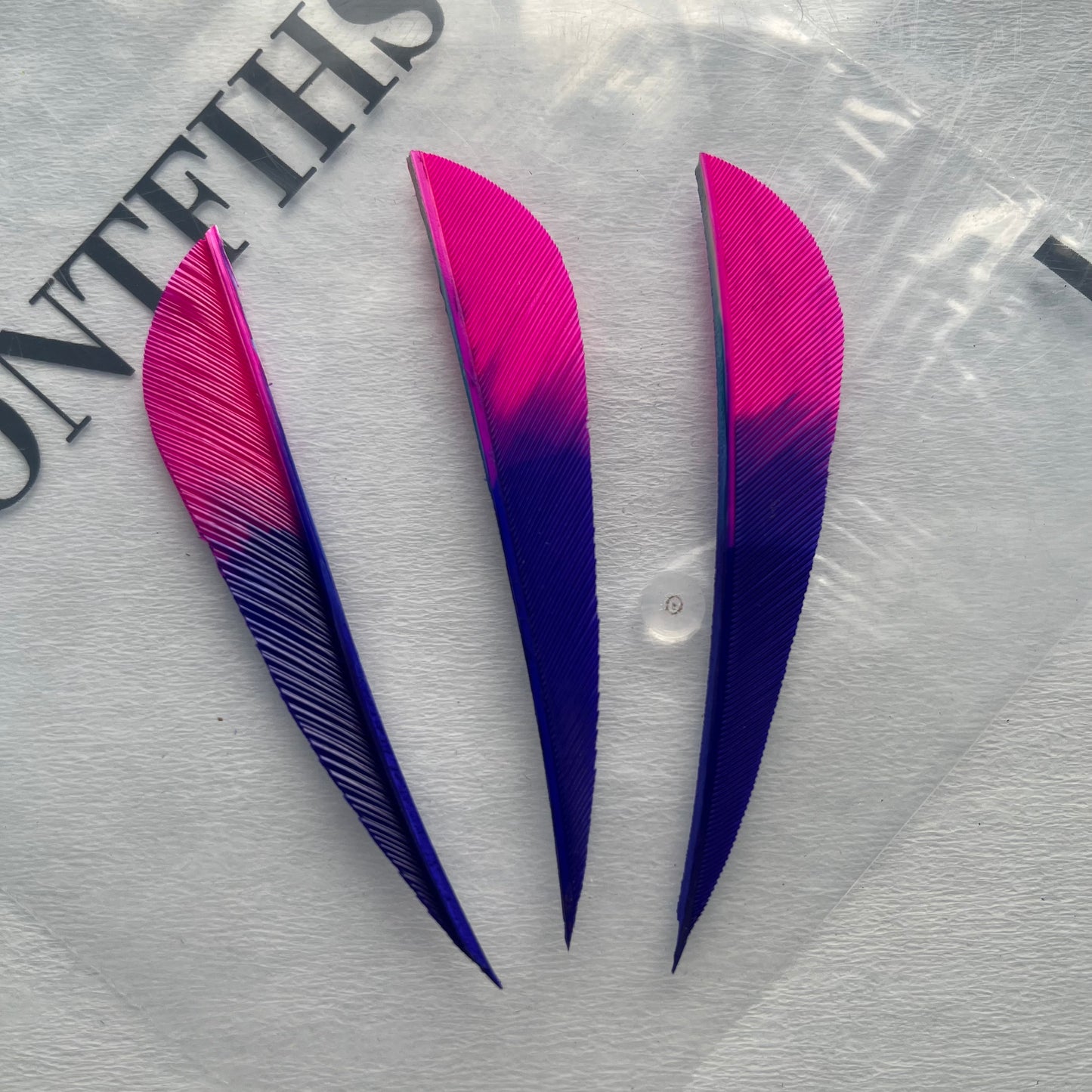 ONTFIHS 3" Gradient Colors Parabolic Arrow Feathers Fletchings